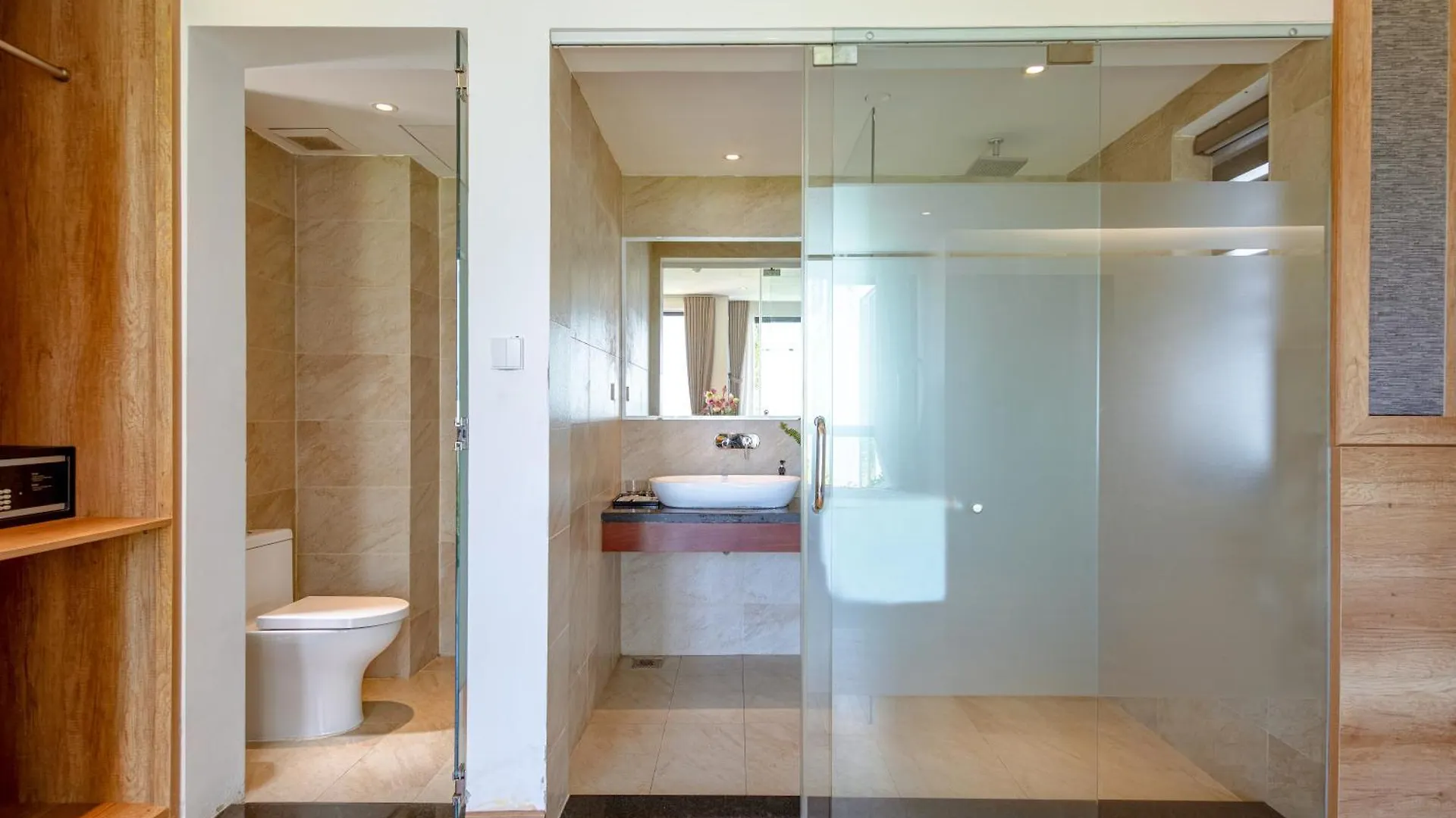 K House Apartment Danang Beach