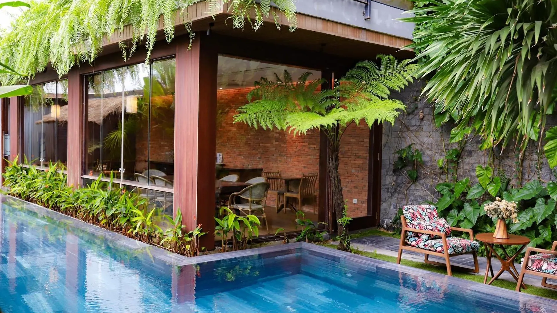 K House Apartment Danang Beach 4*, Đà Nẵng